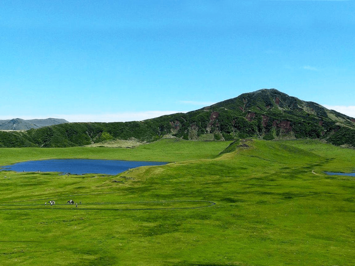 熊本 · 阿苏草千里之滨